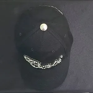 Baci & Abbracci | Accessories | Baci Abbracci Rhinestone  display picture 1